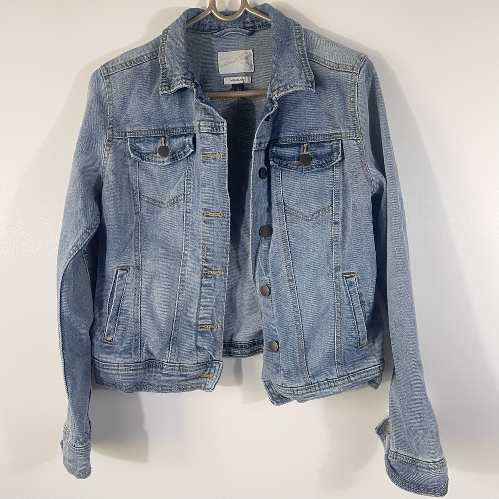 Universal Thread Freeborn Jean Jacket Size Small